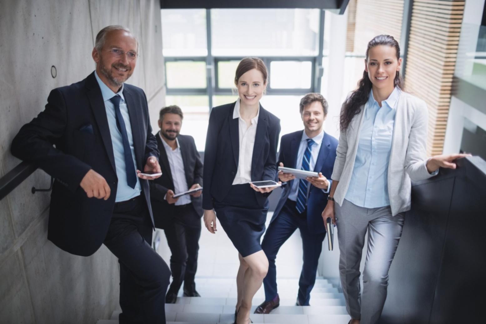 Espacio de trabajo colaborativo durante sesión de formación financiera